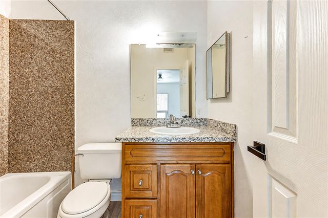 830 Threadneedle Street 224, Houston, TX 77079