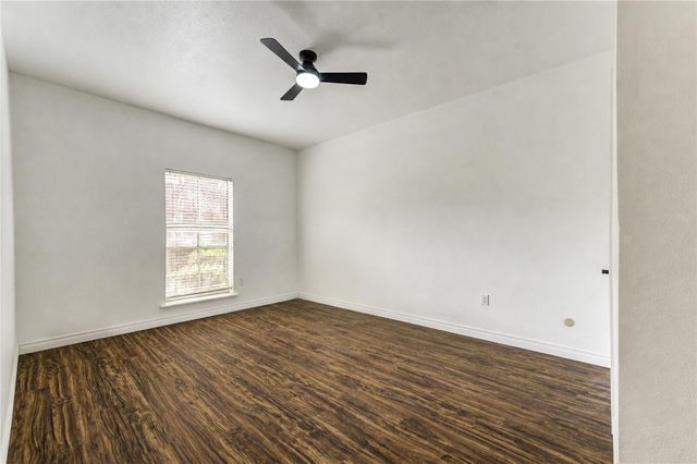 830 Threadneedle Street 224, Houston, TX 77079