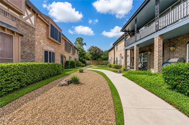 830 Threadneedle Street 224, Houston, TX 77079