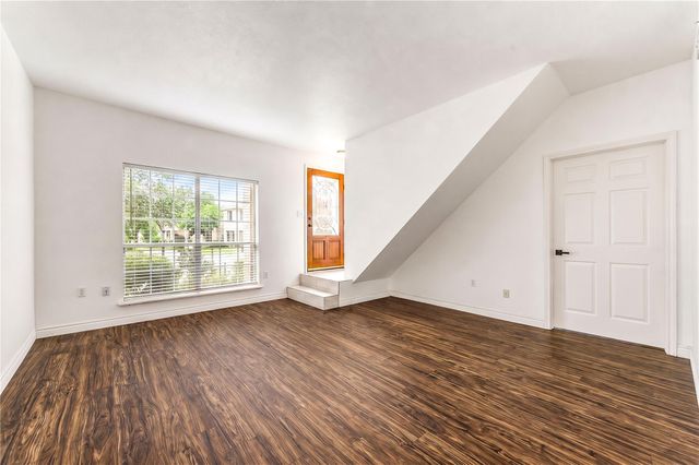 830 Threadneedle Street 224, Houston, TX 77079