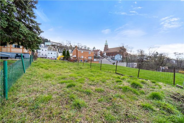 2415 Leticoe Street, South Side, PA 15203