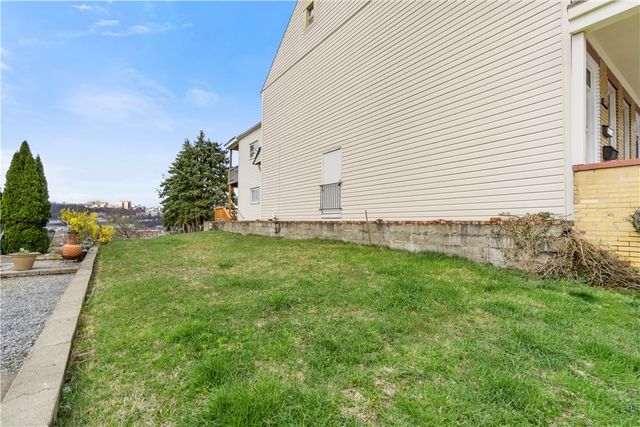 2415 Leticoe Street, South Side, PA 15203