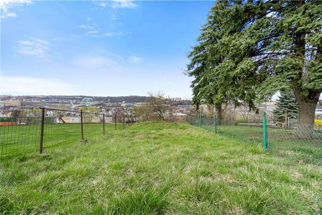 2415 Leticoe Street, South Side, PA 15203