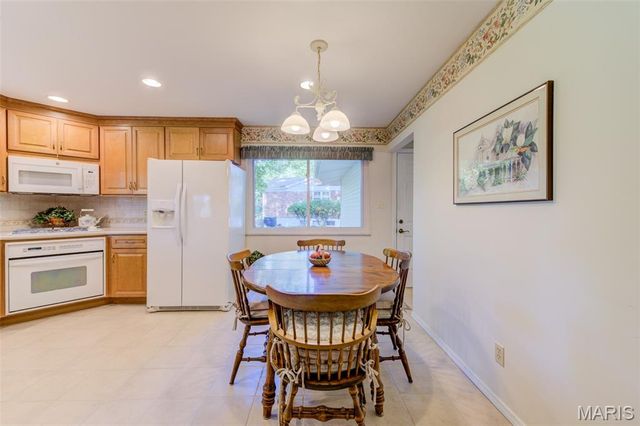 38 Forestvale Drive, Chesterfield, MO 63017