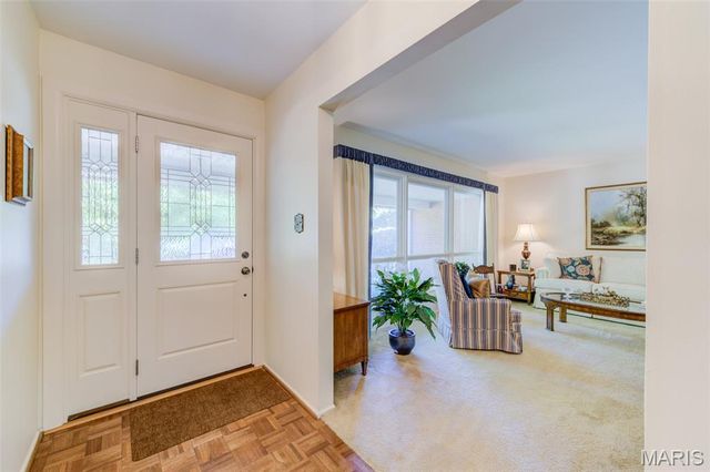 38 Forestvale Drive, Chesterfield, MO 63017