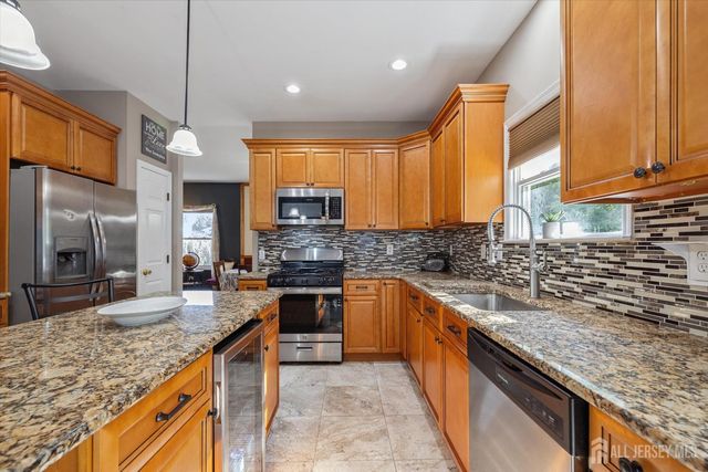 13 Johnson Avenue, Monroe, NJ 08831