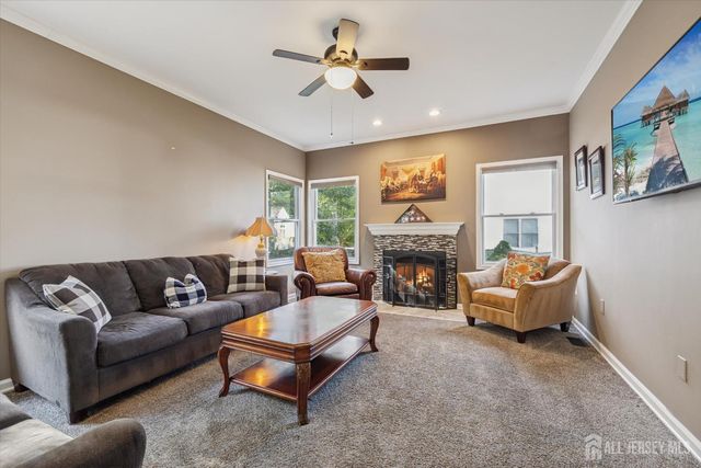13 Johnson Avenue, Monroe, NJ 08831