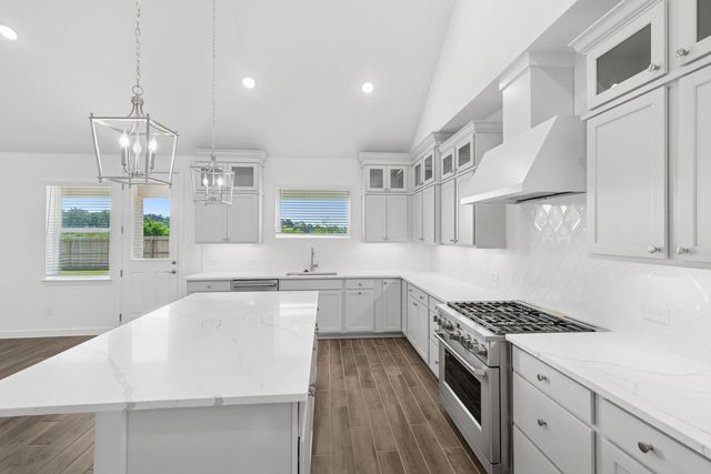 12114 Old Fashion Circle, Mont Belvieu, TX 77535