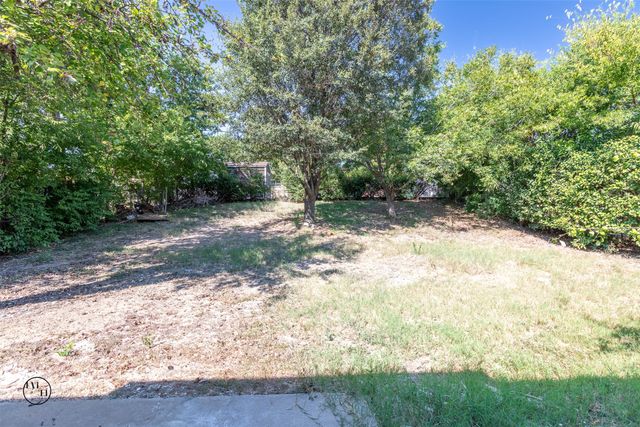 2318 May Lane, Grand Prairie, TX 75050