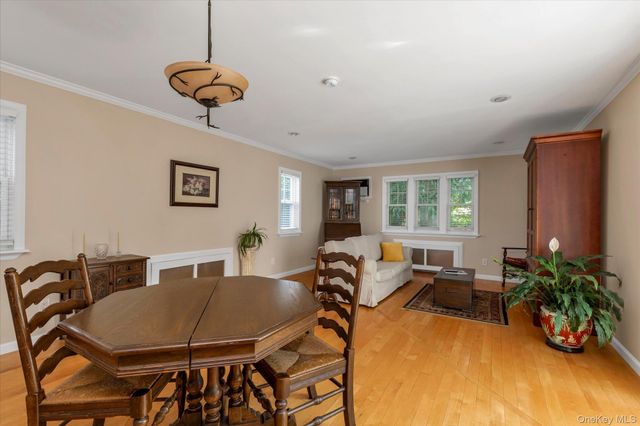 2 Inwood Road, Glen Cove, NY 11542