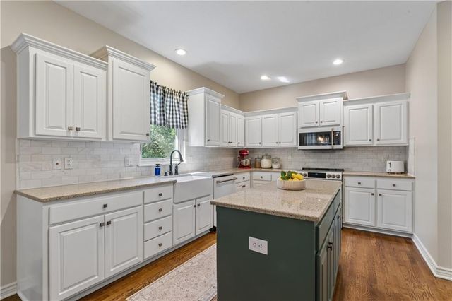 19769 W 107th Street, Olathe, KS 66061
