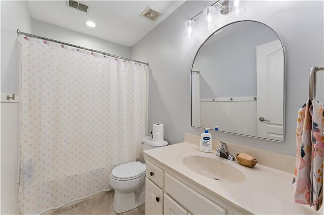 19769 W 107th Street, Olathe, KS 66061