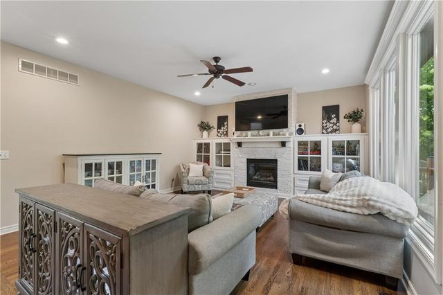 19769 W 107th Street, Olathe, KS 66061