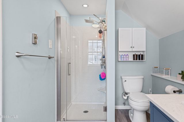 1174 Godfrey Lane, Niskayuna, NY 12309