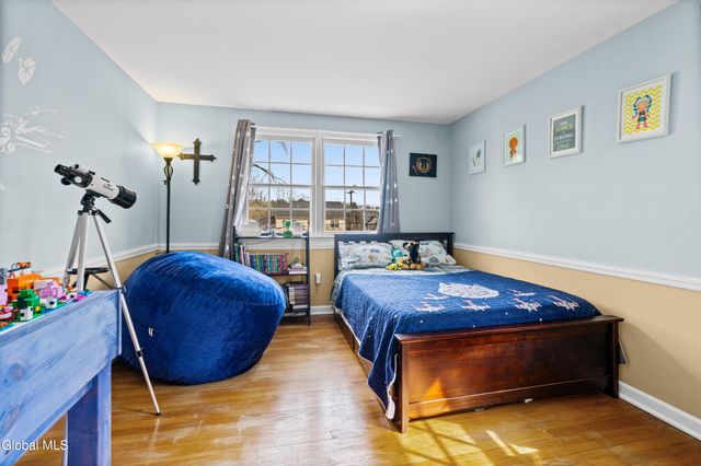 1174 Godfrey Lane, Niskayuna, NY 12309