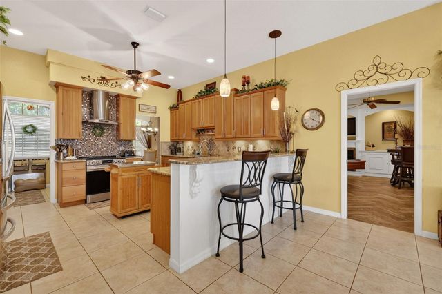19703 TWIN PONDS ROAD, Umatilla, FL 32784