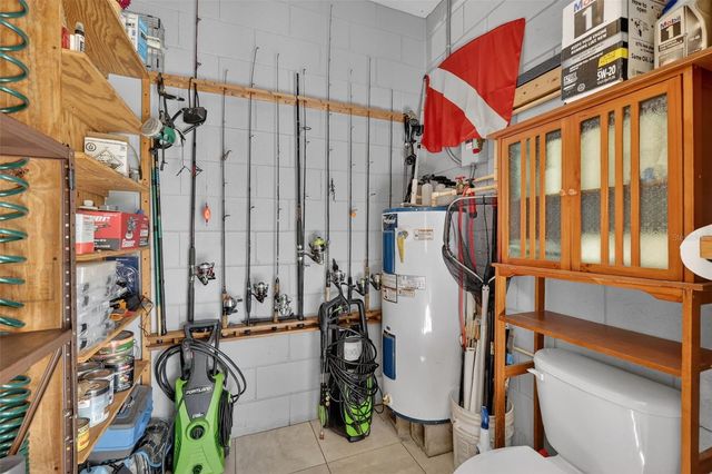 19703 TWIN PONDS ROAD, Umatilla, FL 32784