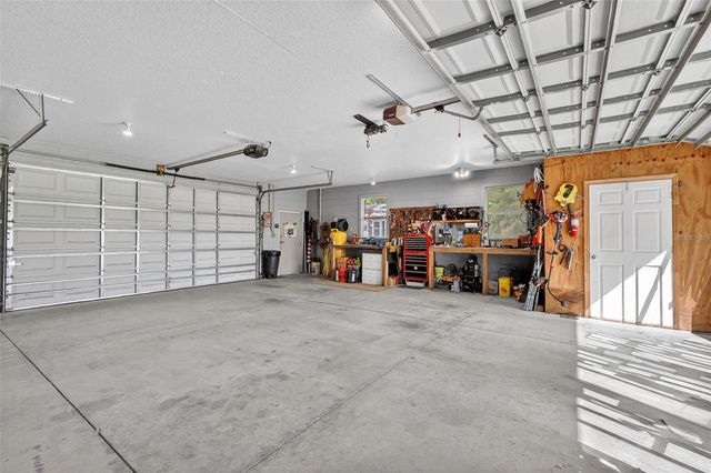 19703 TWIN PONDS ROAD, Umatilla, FL 32784
