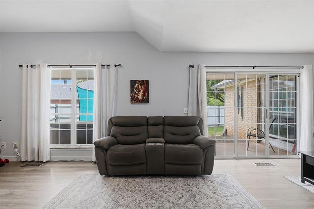 11304 Windmill Place, Oklahoma City, OK 73162