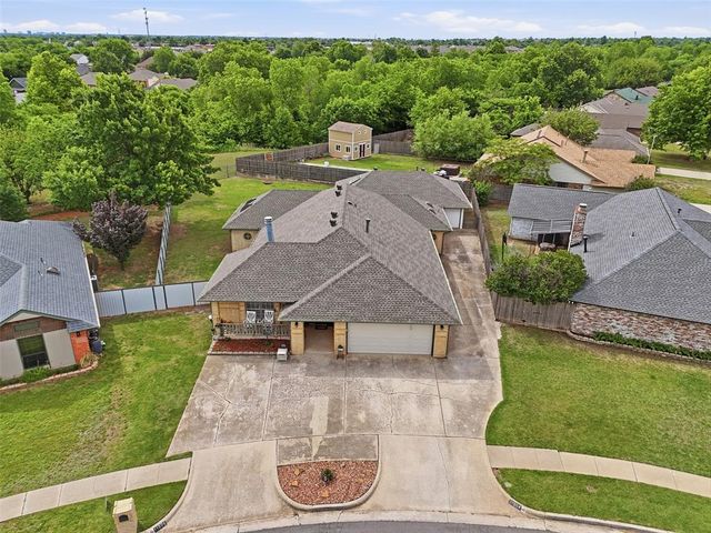 11304 Windmill Place, Oklahoma City, OK 73162