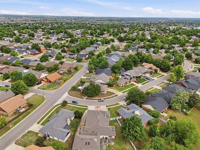 11304 Windmill Place, Oklahoma City, OK 73162