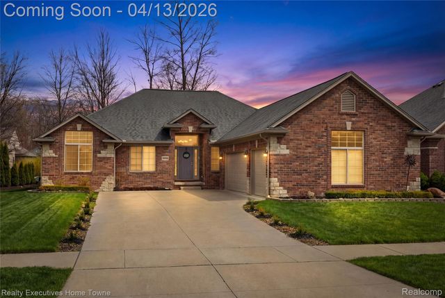 50486 Torrey Pines Drive, Macomb Township, MI 48042