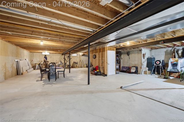 50486 Torrey Pines Drive, Macomb Township, MI 48042