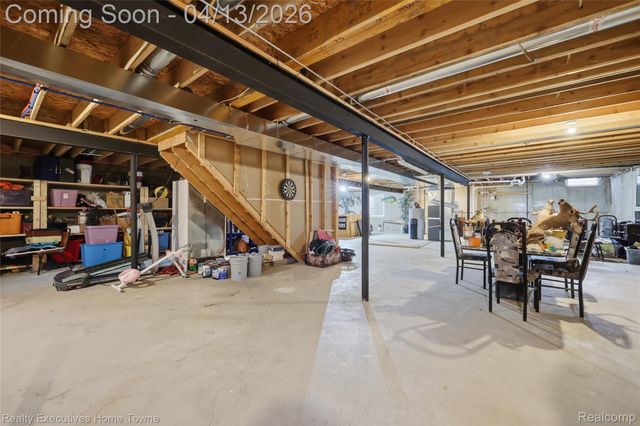 50486 Torrey Pines Drive, Macomb Township, MI 48042