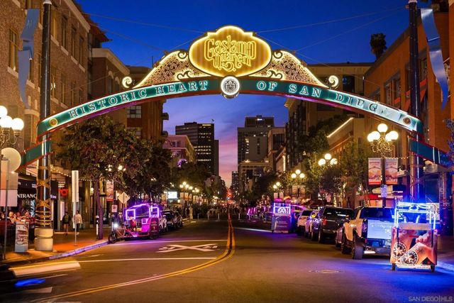 207 5TH Ave 1250, San Diego, CA 92101