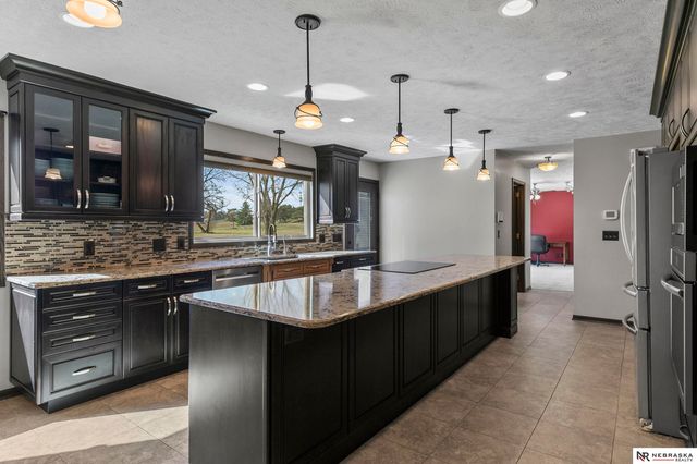 7621 Englewood Drive, Lincoln, NE 68510