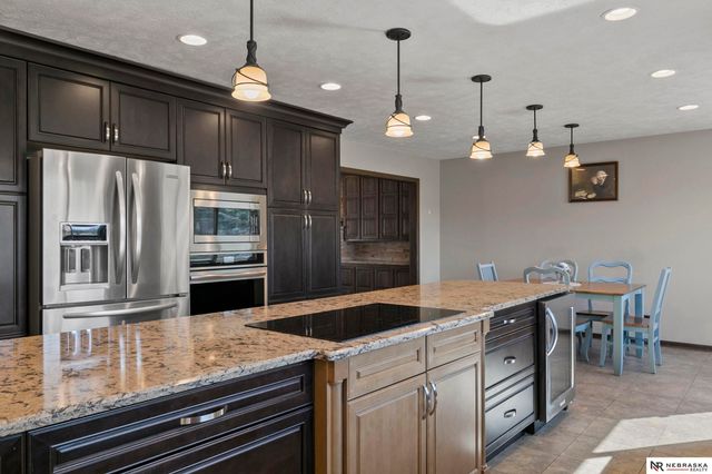 7621 Englewood Drive, Lincoln, NE 68510