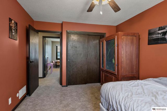 7621 Englewood Drive, Lincoln, NE 68510