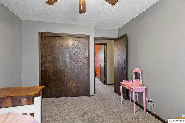 7621 Englewood Drive, Lincoln, NE 68510