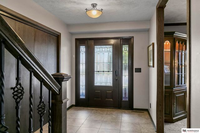 7621 Englewood Drive, Lincoln, NE 68510