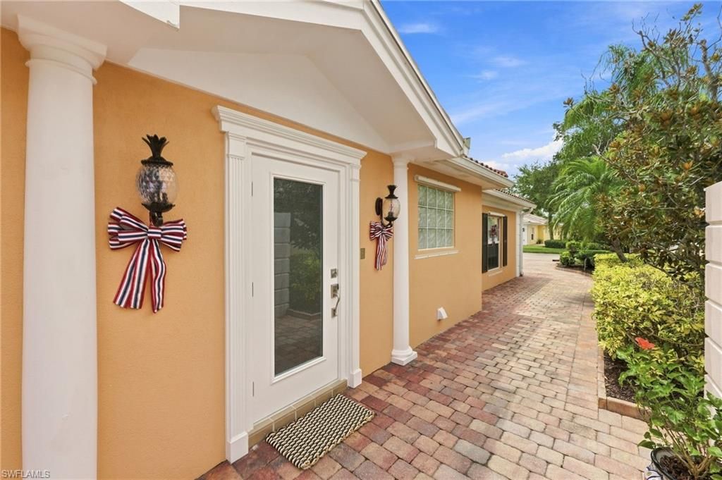 7677 Rozzini LN, NAPLES, FL 34114 — photo 4