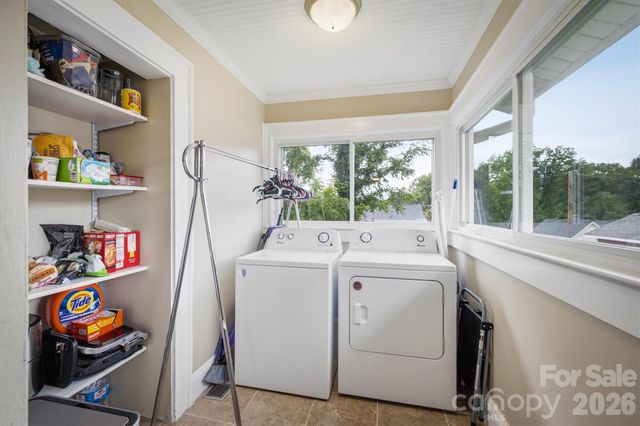 513 Bouchard Avenue NE, Valdese, NC 28690