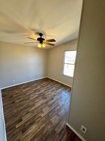 424 Idalia Road SW, Rio Rancho, NM 87124