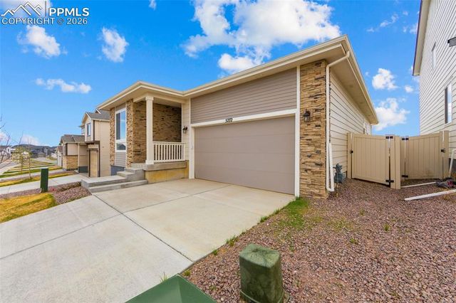 5272 Sidewinder Drive, Colorado Springs, CO 80925