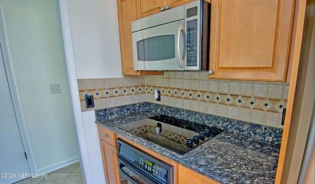 141 POINSETTIA Street, Atlantic Beach, FL 32233