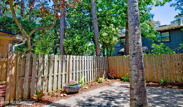 141 POINSETTIA Street, Atlantic Beach, FL 32233