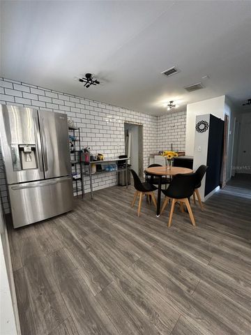 4215 W LAUREL STREET, Tampa, FL 33607