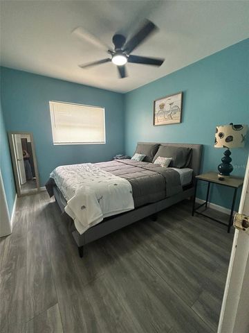 4215 W LAUREL STREET, Tampa, FL 33607