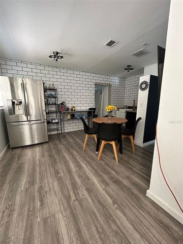 4215 W LAUREL STREET, Tampa, FL 33607