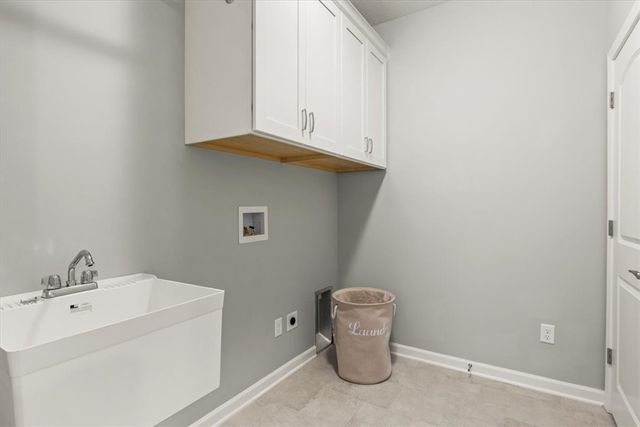 106 Cedarway Circle 414, Webster, NY 14580