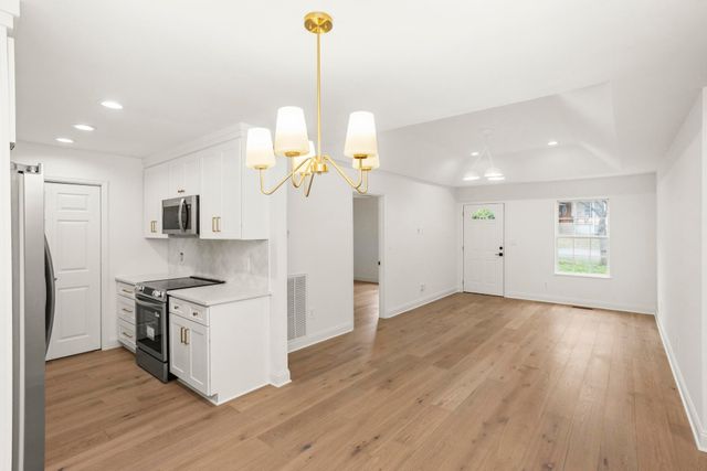 100 Sadler Ct, Nashville, TN 37210