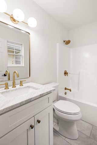 100 Sadler Ct, Nashville, TN 37210