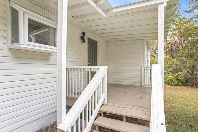 100 Sadler Ct, Nashville, TN 37210