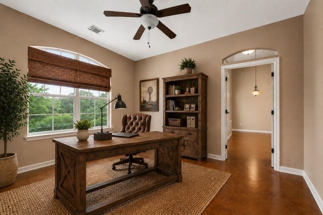 207 Cove Creek DR, Spicewood, TX 78669