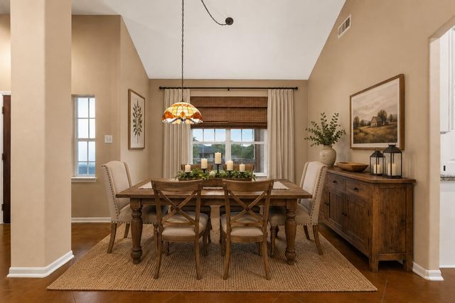 207 Cove Creek DR, Spicewood, TX 78669