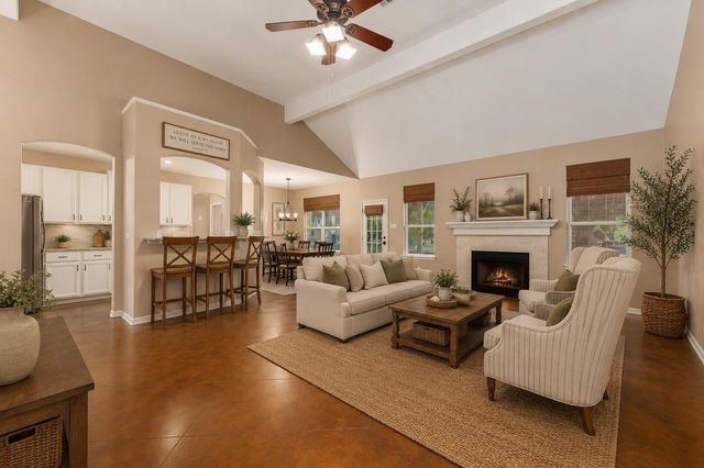 207 Cove Creek DR, Spicewood, TX 78669